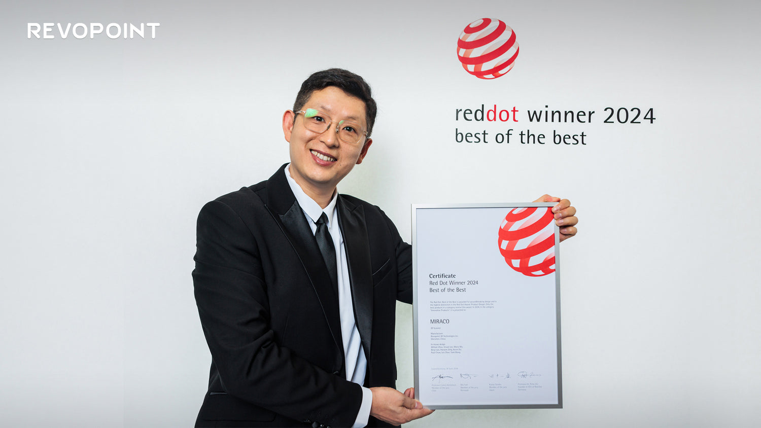 Revopoint Shines at Red Dot Award Ceremony